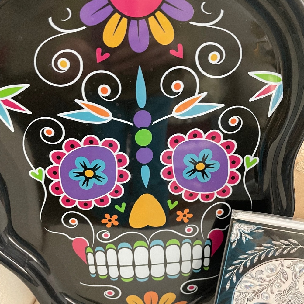 PRICE DROP!Festive Dias de los Muertos Sugar Skull Treat Trays + Greeting Card! - Picture 2 of 8